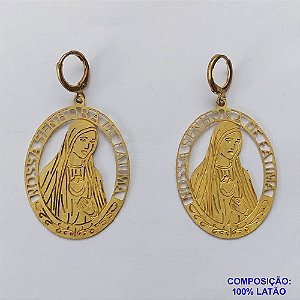 BRINCO NO BRUTO PRONTO PARA O BANHO - BRINCOS ARGOLINHA DE PRESSÃO (TRANQUETA) PINGENTES OVAIS EM FOTOCORROSÃO NOSSA SRA DE FÁTIMA (FC0961) - TAMANHO 29x37MM - PESO TOTAL 5,4GR - BRU12566