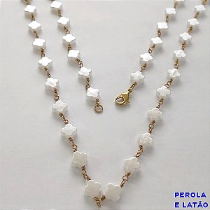 GARGANTILHA NO BRUTO PRONTO PARA O BANHO - GARGANTILHA TODA EM PÉROLAS TREVO 7MM - TAMANHO 60CM + EXTENSOR - PESO: 8,2GR - BRU12618