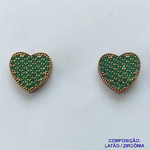 BRINCO NO BRUTO PRONTO PARA O BANHO(TTUU)(CX02) - BRINCO DE PINO CORAÇÃO CRAVEJADO EM MICROS ZIRCÔNIAS VERDES - COMPOSIÇÃO: LATÃO / ZIRCÔNIA  - TAMANHO 15X24MM - PESO TOTAL 6,4GR - BRU12693