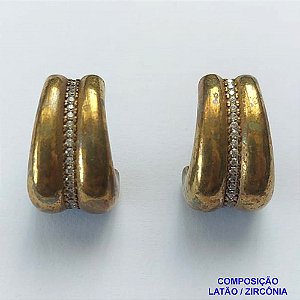 BRINCO NO BRUTO PRONTO BANHO(TTUU) (CX01)- BRINCO DE PINO CRAVEJADO EM MICROS ZIRCÔNIAS CRISTAIS - TAMANHO 21MM - LARGURA: 13MM - PESO TOTAL 9,4GR - BRU12724