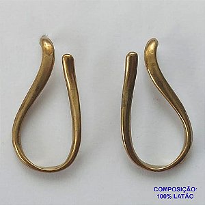BRINCO NO BRUTO PRONTO PARA O BANHO(CX70) - BRINCO DE PINO GOTA VAZADA - TAMANHO 17X32MM - PESO TOTAL 5GR - COMPOSIÇÃO: 100% LATÃO - BRU12789