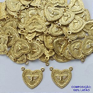 ACESSÓRIO NO BRUTO PRONTO PARA O BANHO (CX23) - CORAÇÃO COM ESPÍRITO SANTO 15MM (E2147) - PESO 0,6GR - COMPOSIÇÃO: 100% LATÃO - BRU0002232