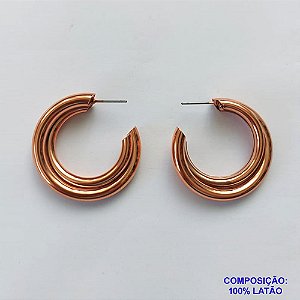 BRINCO NO BRUTO PRONTO PARA O BANHO - BRINCO DE PINO COM DUAS ARGOLAS - TAMANHO 6X24MM - PESO TOTAL 6GR - COMPOSIÇÃO: 100% LATÃO - BRU12819