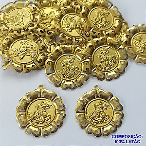 ACESSÓRIO NO BRUTO PRONTO PARA O BANHO (CX41) - (530) PINGENTE VAZADA SÃO JORGE 30MM - PESO TOTAL 1,9GR - COMPOSIÇÃO: 100% LATÃO - BRU0002471
