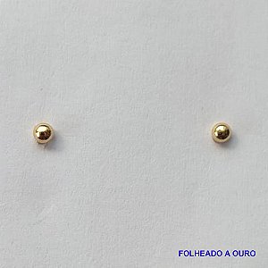 BRINCO FOLHEADO A OURO - BANHADO COM 5 MILÉSIMOS + VERNIZ DIAMOND - (BRPJ26) BRINCO DE PINO PARA RECÉM NASCIDO BOLINHA 2MM - OURO064