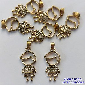 PINGENTE NO BRUTO PRONTO PARA O BANHO(CX44)- PINGENTE MENINO CRAVEJADO EM MICROS ZIRCÔNIAS - TAMANHO: 11X23MM PESO 2,1GR - BRU13189