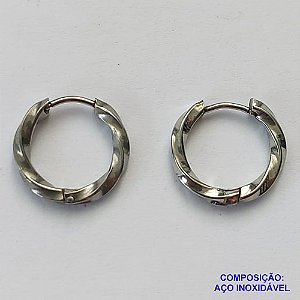 BRINCO EM AÇO INOXIDÁVEL(CX45) - BRINCO ARGOLA TORCIDA 16MM - COMPOSIÇÃO: AÇO INOXIDÁVEL - AÇO1157