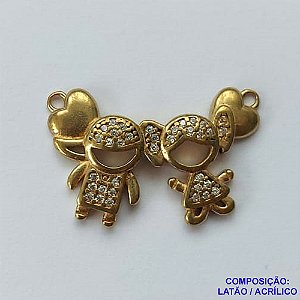 PINGENTE NO BRUTO PRONTO PARA O BANHO(CX45) - PINGENTE MENINO E MENINA CRAVEJADO EM MICROS COM ZIRCÔNIAS - TAMANHO: 17X27MM PESO 2,6GR - BRU13199