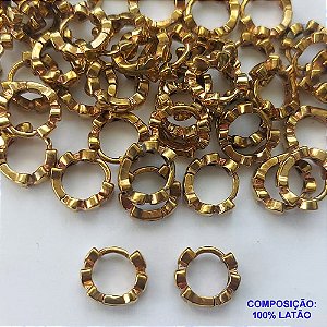 BRINCO NO BRUTO PRONTO PARA O BANHO(CX57) - (BX000461 TAM 10) BRINCO DE ARGOLA DETALHES EM CORAÇÕES 11MM - COMPOSIÇÃO: 100% LATÃO - PESO TOTAL 1,6GR - BRU13362