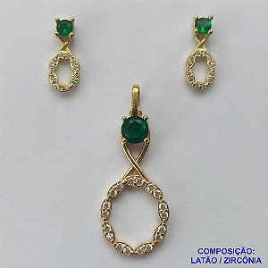 CONJUNTO NO BRUTO PRONTO PARA O BANHO(CX61) - (CX002485 C129) CONJUNTO "SEM CORRENTE" COM BRINCOS E PINGENTE COM DETALHES VAZADOS COM ZIRCÔNIAS CRISTAIS E VERDE 12X26MM - PESO TOTAL 2,2GR - BRU13404