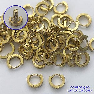 BRINCO NO BRUTO PRONTO PARA O BANHO(CX65) - BRINCO ARGOLA CRAVEJADO EM MICROS ZIRCÔNIAS 2X9MM - PESO TOTAL 1GR - BRU13432