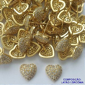 BRINCO NO BRUTO PRONTO PARA O BANHO(CX68) - BRINCO DE PINO CORAÇÃO CRAVEJADO EM MICROS ZIRCÔNIAS 10MM- COMPOSIÇÃO: LATÃO / ZIRCÔNIA - PESO TOTAL 1,3GR - BRU13445