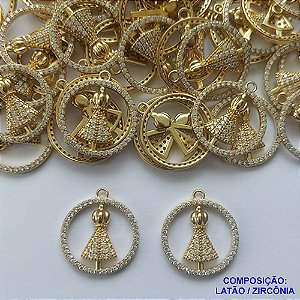 PINGENTE NO BRUTO PRONTO PARA O BANHO(CX74) - PINGENTE MEDALHA NOSSA SRA APARECIDA CRAVEJADO EM MICROS ZIRCÔNIAS 18MM- COMPOSIÇÃO: LATÃO / ZIRCÔNIA - PESO TOTAL 1,5GR - BRU13446