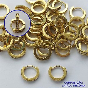 BRINCO NO BRUTO PRONTO PARA O BANHO(CX103) - BRINCO ARGOLA CRAVEJADO EM MICROS ZIRCÔNIAS 2X11MM - PESO TOTAL 2,2GR - BRU13461