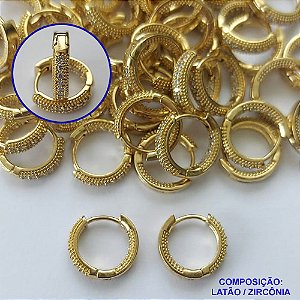 BRINCO NO BRUTO PRONTO PARA O BANHO(CX70) - BRINCO ARGOLA CRAVEJADO EM MICROS ZIRCÔNIAS 3X13MM - PESO TOTAL 2,6GR - BRU13474