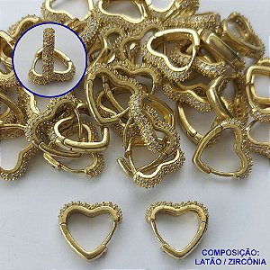BRINCO NO BRUTO PRONTO PARA O BANHO(CX72) - BRINCO ARGOLA CORAÇÃO CRAVEJADO COM 2 FILEIRAS DE MICROS ZIRCÔNIAS 3X15MM - PESO TOTAL 2,9GR - BRU13486