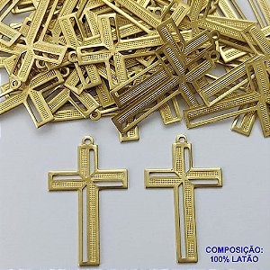 ACESSÓRIO NO BRUTO PRONTO PARA O BANHO(Cx81) - (3.3351) PINGENTE CRUCIFIXO 22X36MM - COMPOSIÇÃO: 100% LATÃO - PESO TOTAL 1GR - BRU0002752
