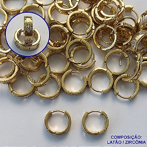 BRINCO NO BRUTO PRONTO PARA BANHO(CX77) -  BRINCO DE ARGOLINHA DE PRESSÃO CRAVEJADO EM MICROS ZIRCÔNIAS 3X12MM - PESO: 2GR - COMPOSIÇÃO: LATÃO / ZIRCÔNIA - BRU13509