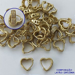 BRINCO NO BRUTO PRONTO PARA BANHO(CX99) -  BRINCO DE ARGOLINHA DE PRESSÃO CORAÇÃO CRAVEJADO EM MICROS ZIRCÔNIAS 5X14MM - PESO: 2,1GR - COMPOSIÇÃO: LATÃO / ZIRCÔNIA - BRU13513
