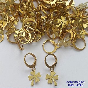 BRINCO NO BRUTO PRONTO BANHO(CX103) - (V1992) BRINCO ARGOLINHA DE PRESSÃO (TRANQUETA) PINGENTE TREVO DE QUATRO FOLHAS 10X12MM - PESO TOTAL 1.1GR - BRU13519