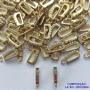 ACESSÓRIO NO BRUTO PRONTO PARA O BANHO(CX80) - CONTRA ARGOLA CRAVEJADO EM MICROS ZIRCÔNIAS COLORIDAS 4X7MM - COMPOSIÇÃO: LATÃO / ZIRCÔNIA - PESO TOTAL 0,3GR - (VENDIDO POR UNIDADE) BRU0002784