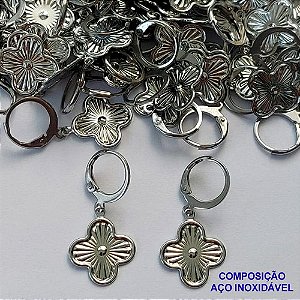 BRINCO EM AÇO INOXIDÁVEL(CX85) -  BRINCO TRANQUETA (ARGOLINHA DE PRESSÃO) EM AÇO INOXIDÁVEL PINGENTE VAN CLEEF  12MM - AÇO1407