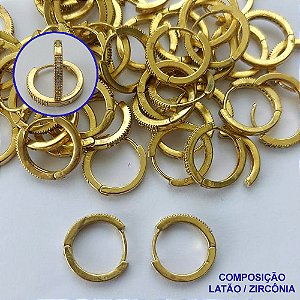BRINCO NO BRUTO PRONTO PARA O BANHO(CX92) - BRINCO ARGOLA CRAVEJADO EM MICROS ZIRCÔNIAS 2X15MM - PESO TOTAL 1,7GR - BRU13539