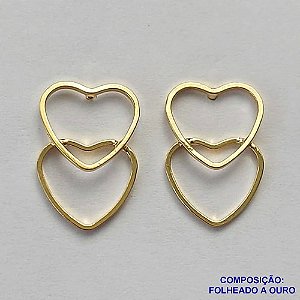 BRINCO FOLHEADO A OURO (BRJ3004) - BANHADO COM 5 MILÉSIMOS + VERNIZ DIAMOND - BRINCO DE PINO CORAÇÃO DUPLO VAZADO 13MM - OURO223