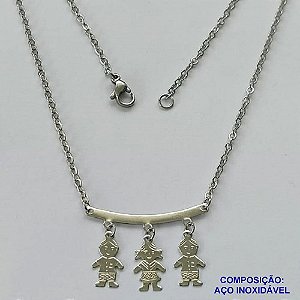 GARGANTILHA EM AÇO INOXIDÁVEL - (ACO03C) - GARGANTILHA PINGENTE CANGA 2 MENINOS E 1 MENINA - TAMANHO 45CM - FECHO LAGOSTA - COMPOSIÇÃO: AÇO INOXIDÁVEL - AÇO1487