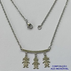GARGANTILHA EM AÇO INOXIDÁVEL - (ACO03C) - GARGANTILHA PINGENTE CANGA 2 MENINAS E 1 MENINO - TAMANHO 45CM - FECHO LAGOSTA - COMPOSIÇÃO: AÇO INOXIDÁVEL - AÇO1490