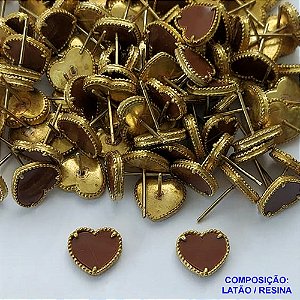 BRINCO NO BRUTO PRONTO PARA O BANHO(CX103) -  BRINCO DE PINO TIPO VAN CLEEF CORAÇÃO MARROM 8X10MM - PESO: 1,6GR - COMPOSIÇÃO LATÃO E RESINA - BRU13622