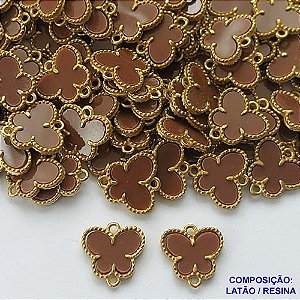 ACESSÓRIO NO BRUTO PRONTO PARA O BANHO - PINGENTE TIPO VAN CLEEF BORBOLETA MARRON COM DUAS ARGOLINHAS- COMPOSIÇÃO: LATÃO / VIDRO - TAMANHO 10MM -  (VENDIDO POR UNIDADE) PESO TOTAL 0,8GR - BRU0002900