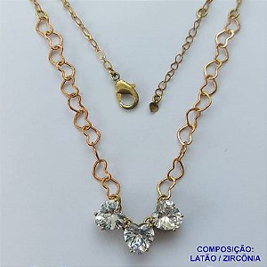 SHOCKER NO BRUTO PRONTO PARA BANHO - SHOCKER COM CORRENTE CORAÇÃO E TRÊS PINGENTES EM ZIRCÔNIAS CORAÇÃO 10MM COM BASE EM ALTA FUSÃO - TAMANHO: 40CM + EXTENSOR - PESO: 9,2GR -  BRU13744