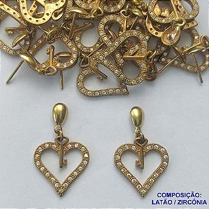 BRINCO NO BRUTO PRONTO PARA O BANHO(CX97) - BRINCO DE PINO COM CORAÇÃO VAZADO CRAVEJADO EM MICROS ZIRCÔNIAS 16X17MM - PESO TOTAL 2,3GR - BRU13779