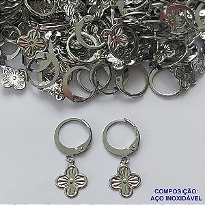 BRINCO EM AÇO INOXIDÁVEL(E1367)(CX99)- BRINCO ARGOLA DE PRESSÃO PINGENTE VAN CLEEF 8MM - COMPOSIÇÃO: AÇO INOXIDÁVEL - AÇO1612