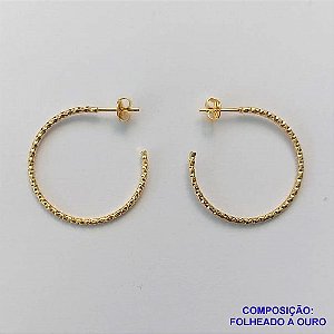 BRINCO FOLHEADO A OURO(ARJ258) - BANHADO COM 5 MILÉSIMOS + VERNIZ DIAMOND -  BRINCO DE PINO ARGOLA 28MM - OURO238