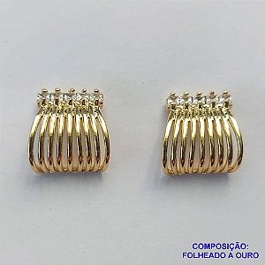 BRINCO FOLHEADO A OURO (BRJ2704)- BANHADO COM 5 MILÉSIMOS + VERNIZ DIAMOND -  BRINCO DE PINO COM MICRO ZIRCÔNIAS 10MM - OURO242