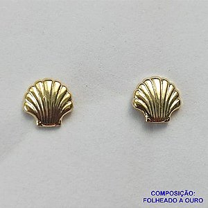 BRINCO FOLHEADO A OURO (BRD7021)- BANHADO COM 5 MILÉSIMOS + VERNIZ DIAMOND -  BRINCO DE PINO CONCHA 6MM - OURO245