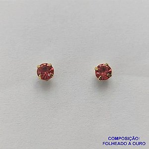 BRINCO FOLHEADO A OURO (BRD5520)- BANHADO COM 5 MILÉSIMOS + VERNIZ DIAMOND -  BRINCO DE PINO STRASS ROSA 3MM - OURO254