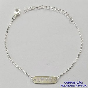 PULSEIRA FOLHEADA A PRATA COM 50 MILÉSIMOS + VERNIZ DIAMOND - PULSEIRA COM PLAQUINHA COM PALAVRA LOVE - TAMANHO: 16CM + EXTENSOR E FECHO LAGOSTA - PRA105