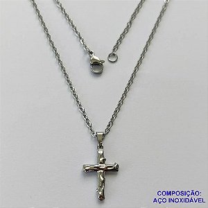 GARGANTILHA EM AÇO INOXIDÁVEL(CX102)(E1339) - GARGANTILHA COM CORRENTE 50CM (AÇO03) E FECHO LAGOSTA - PINGENTE CRUCIFIXO 14MM - COMPOSIÇÃO: AÇO INOXIDÁVEL - AÇO1759
