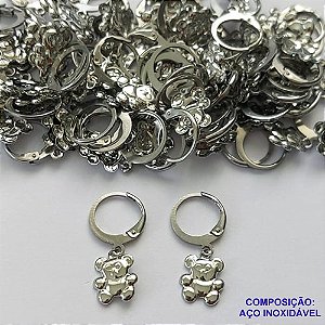 BRINCO EM AÇO INOXIDÁVEL (CX102) BRINCO ARGOLA DE PRESSÃO PINGENTE URSINHO 8MM - COMPOSIÇÃO: AÇO INOXIDÁVEL - (AÇO1762)