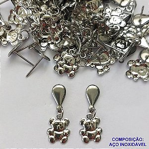 BRINCO EM AÇO INOXIDÁVEL (CX102) BRINCO DE PINO COM PINGENTE DE URSINHO 8MM - COMPOSIÇÃO: AÇO INOXIDÁVEL - AÇO1770