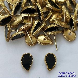 BRINCO NO BRUTO PRONTO PARA O BANHO(CX103) - BRINCO DE PINO TIPO VAN CLEEFF FORMATO GOTA PRETO 7MM - PESO: 1,5GR - COMPOSIÇÃO LATÃO E RESINA - BRU14021