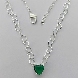 SHOCKER FOLHEADO A PRATA COM 50 MILÉSIMOS + VERNIZ DIAMOND - CORRENTE CORAÇÃO 40CM + EXTENSOR E FECHO LAGOSTA - PINGENTE ZIRCÔNIA FORMATO CORAÇÃO VERDE ESCURO 9MM - PRA123