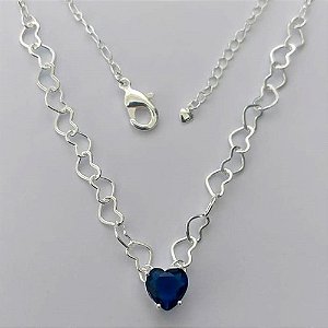 SHOCKER FOLHEADO A PRATA COM 50 MILÉSIMOS + VERNIZ DIAMOND - CORRENTE CORAÇÃO 40CM + EXTENSOR E FECHO LAGOSTA - PINGENTE ZIRCÔNIA FORMATO CORAÇÃO AZUL ESCURO 9MM - PRA130