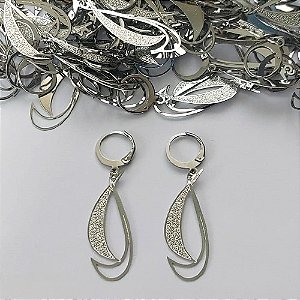 BRINCO EM AÇO INOXIDÁVEL(CX104)- BRINCO ARGOLINHA DE PRESSÃO COM PINGENTE GOTA 18MM - COMPOSIÇÃO: AÇO INOXIDÁVEL - (AÇO1786)
