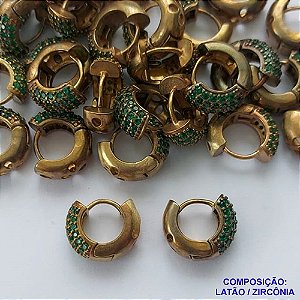 BRINCO NO BRUTO PRONTO PARA O BANHO(CX108) - BRINCO ARGOLA CRAVEJADO EM MICROS ZIRCÔNIAS VERDES 14MM - PESO TOTAL 4,3GR - BRU14202