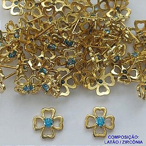BRINCO NO BRUTO PRONTO PARA O BANHO (CX109)(BX001208 C296) - BRINCO DE PINO TREVO VAZADO COM MICRO ZIRCÔNIA AZUL - TAMANHO 10MM - PESO TOTAL DO PAR 1.3GR - BRU14261