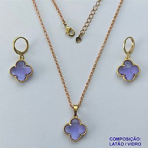 CONJUNTO NO BRUTO PRONTO PARA O BANHO - CORRENTE ELLO PORTUGUÊS 45CM E BRINCOS COM PINGENTES TIPO VAN CLEEF VIDRO LILÁS 15MM - PESO TOTAL 7,1GR - COMPOSIÇÃO: LATÃO / VIDRO - BRU14290